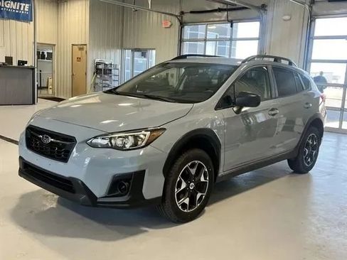 Used 2019 Subaru Crosstrek 2.0i image 6