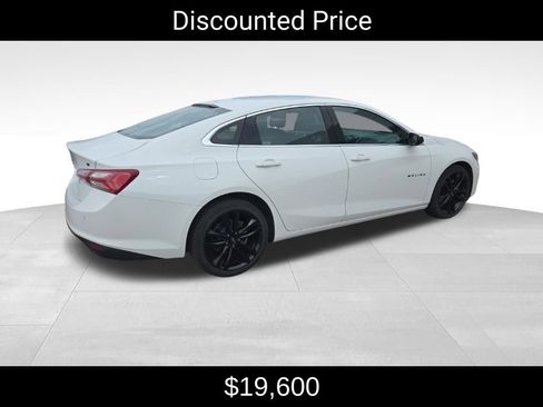 Used 2024 Chevrolet Malibu LT w/ Sport Edition image 3