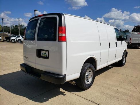 Used 2014 Chevrolet Express 2500 RWD 2500 135 image 5