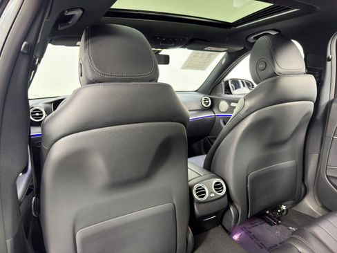 Used 2022 Mercedes-Benz E 350 Sedan w/ AMG Line Exterior image 37