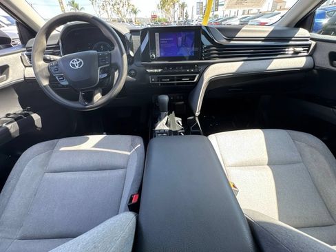 Used 2025 Toyota Camry LE FWD image 30
