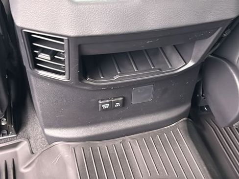 New 2026 Toyota Tundra Limited AWD/4WD image 10