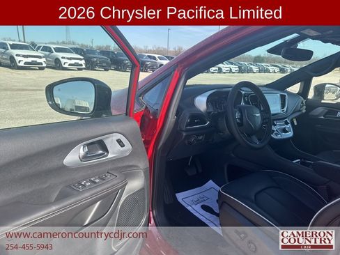 New 2026 Chrysler Pacifica Limited w/ S Appearance Package FWD image 16