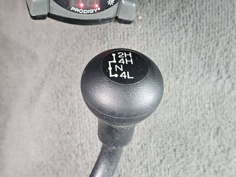 Used 2004 Ford F250 XLT AWD/4WD image 9