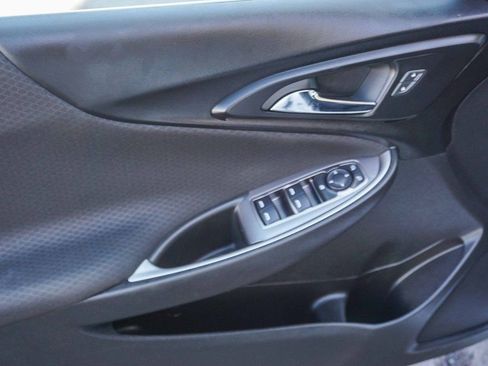 Used 2019 Chevrolet Malibu LS image 19