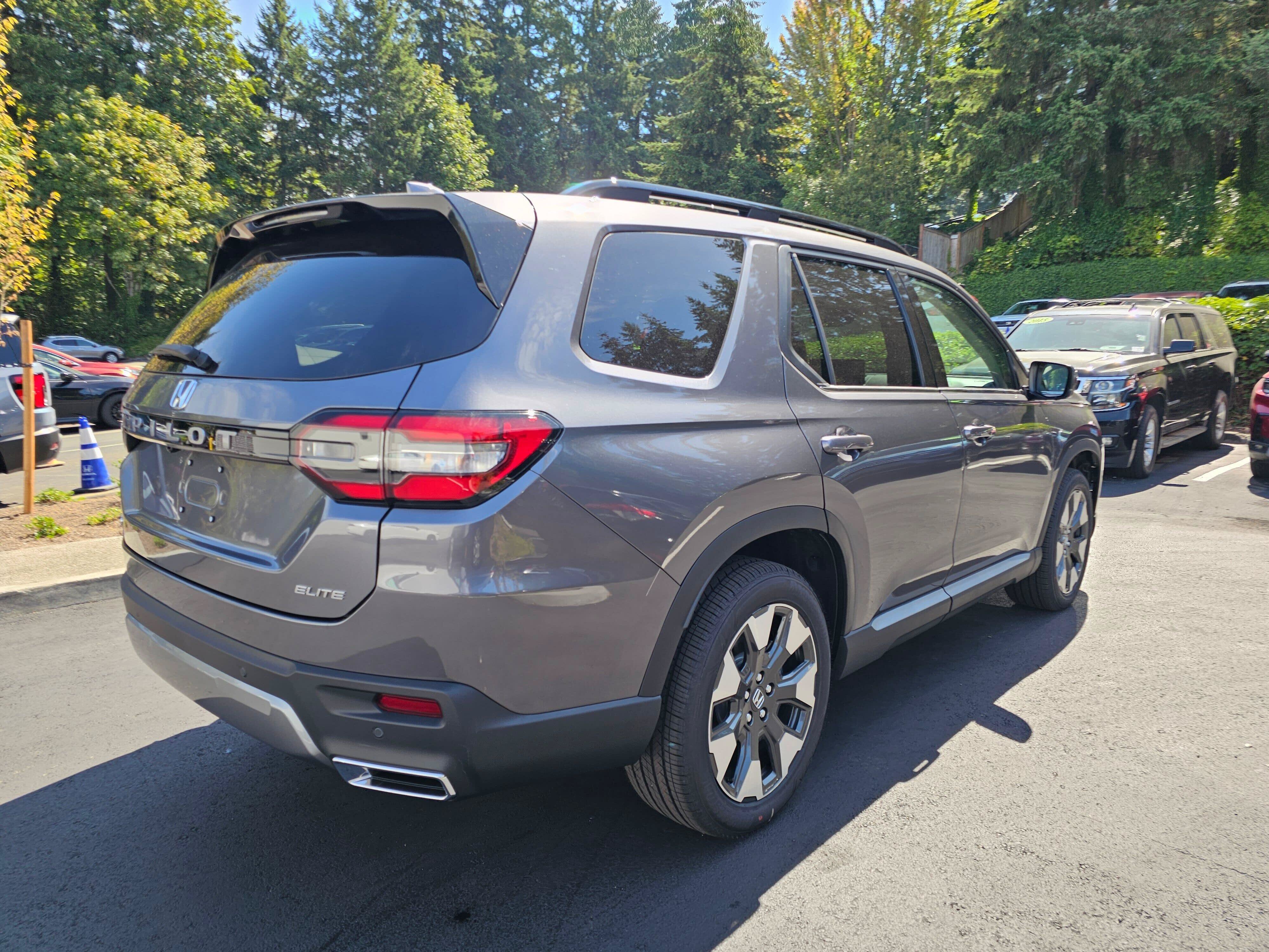 New 2026 Honda Pilot Elite image 7