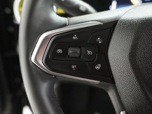 Used 2025 Chevrolet Trax ACTIV w/ Driver Confidence Package FWD image 9