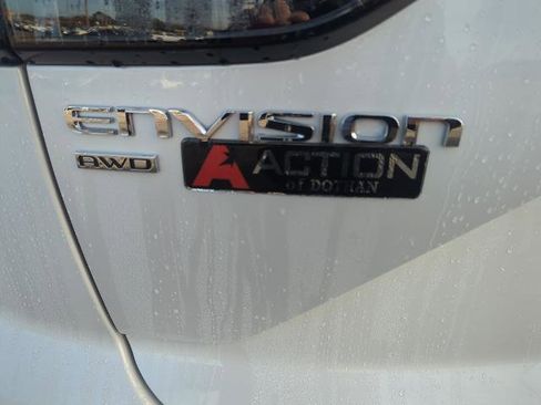 New 2025 Buick Envision Avenir image 4