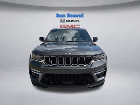 Used 2023 Jeep Grand Cherokee Limited image 3