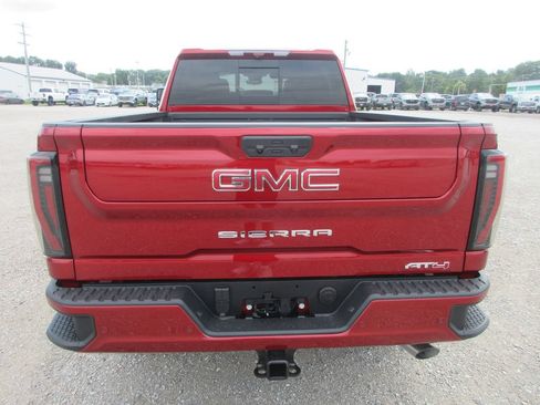 New 2026 GMC Sierra 2500 AT4 w/ AT4 Premium Plus Package AWD/4WD image 5