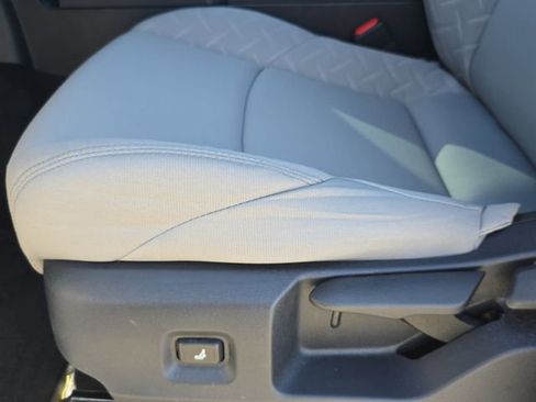 Used 2025 Toyota Tacoma SR5 image 28