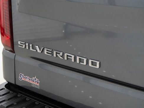 Used 2021 Chevrolet Silverado 1500 LTZ image 9