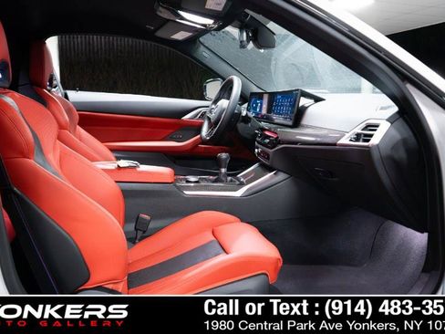 Used 2025 BMW M4 Coupe w/ Executive Package image 51