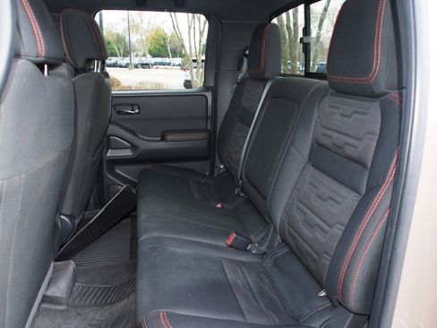 Used 2023 Nissan Frontier PRO-4X w/ Tow Package image 18