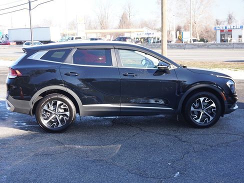 Used 2023 Kia Sportage EX image 19