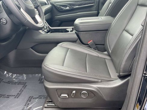 Used 2023 GMC Yukon Denali w/ Denali Reserve Package AWD/4WD image 18