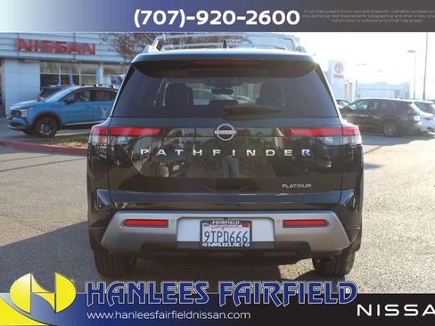Used 2024 Nissan Pathfinder Platinum w/ Cargo Package image 8