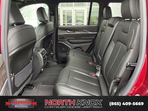 New 2026 Jeep Grand Cherokee Limited image 14