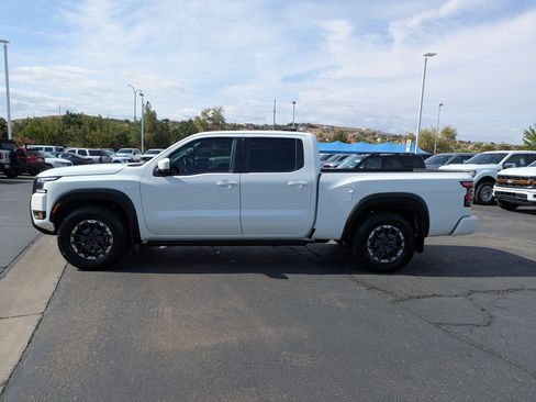 Used 2025 Nissan Frontier PRO-4X w/ Pro Premium Package AWD/4WD image 6
