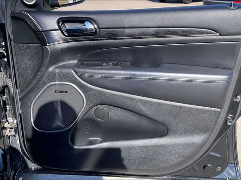 Used 2020 Jeep Grand Cherokee High Altitude image 21