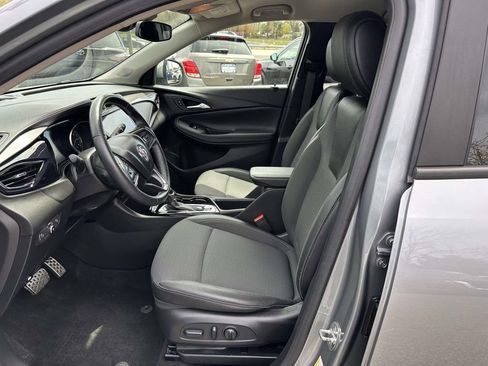 Used 2023 Buick Encore GX Select w/ Sport Touring Package AWD/4WD image 11