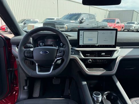 New 2026 Ford Explorer ST-Line w/ ST-Line Street Pack RWD image 13