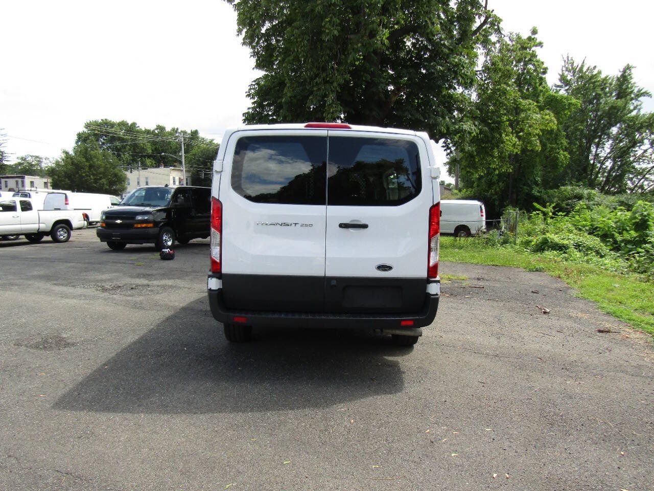 Used 2024 Ford Transit 250 Low Roof w/ Exterior Upgrade Package RWD image 6
