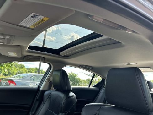 Used 2013 Acura ILX w/ Technology Package FWD image 26