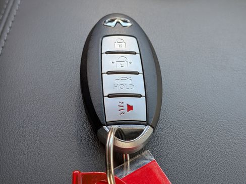 Used 2010 INFINITI G37 x w/ Premium Pkg AWD/4WD image 31