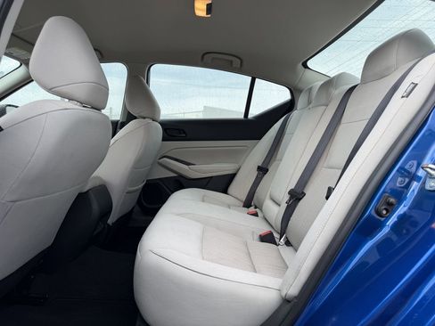 Used 2025 Nissan Altima 2.5 SV FWD image 28