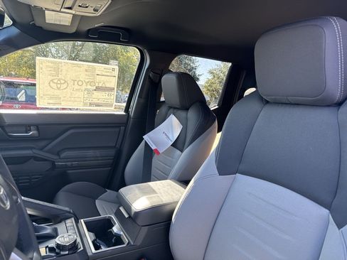 Used 2024 Toyota Tacoma image 14