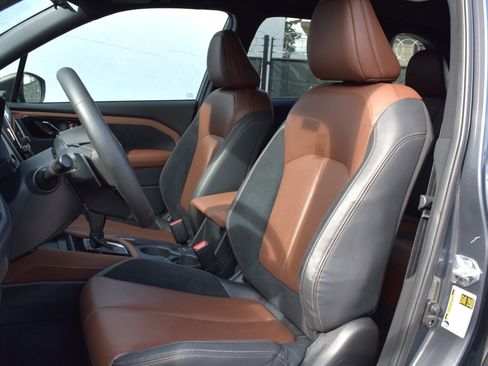 Used 2025 Subaru Forester Touring w/ Popular Package - Touring image 11