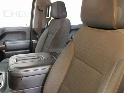 Used 2019 GMC Sierra 1500 Elevation image 18