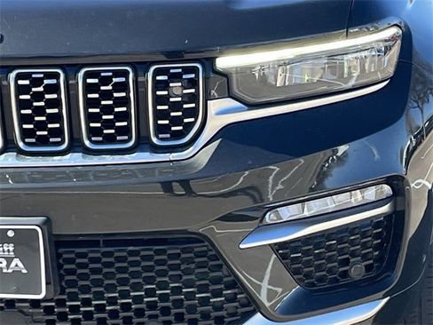 Used 2023 Jeep Grand Cherokee Summit w/ Adv Protech Group IV image 9