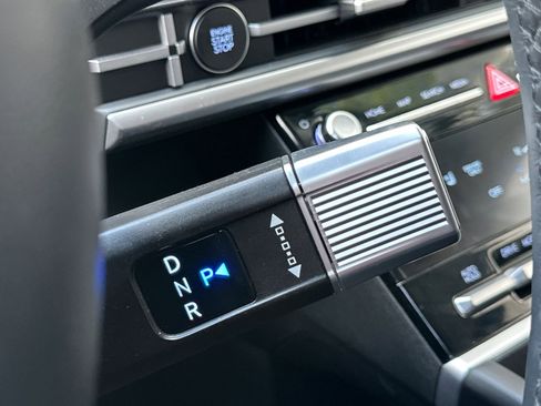 Certified 2025 Hyundai Santa Fe SEL image 33