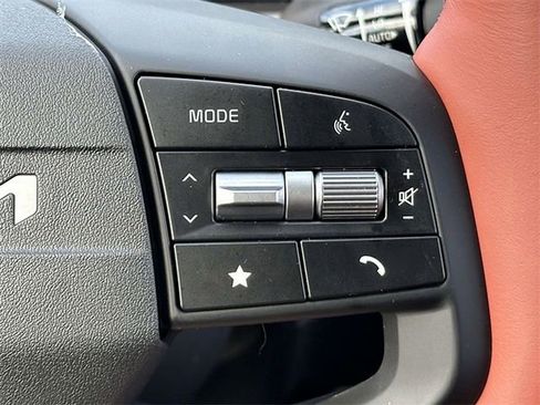 New 2026 Kia Sportage SX image 13