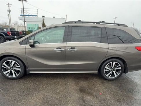 Used 2018 Honda Odyssey Elite image 5