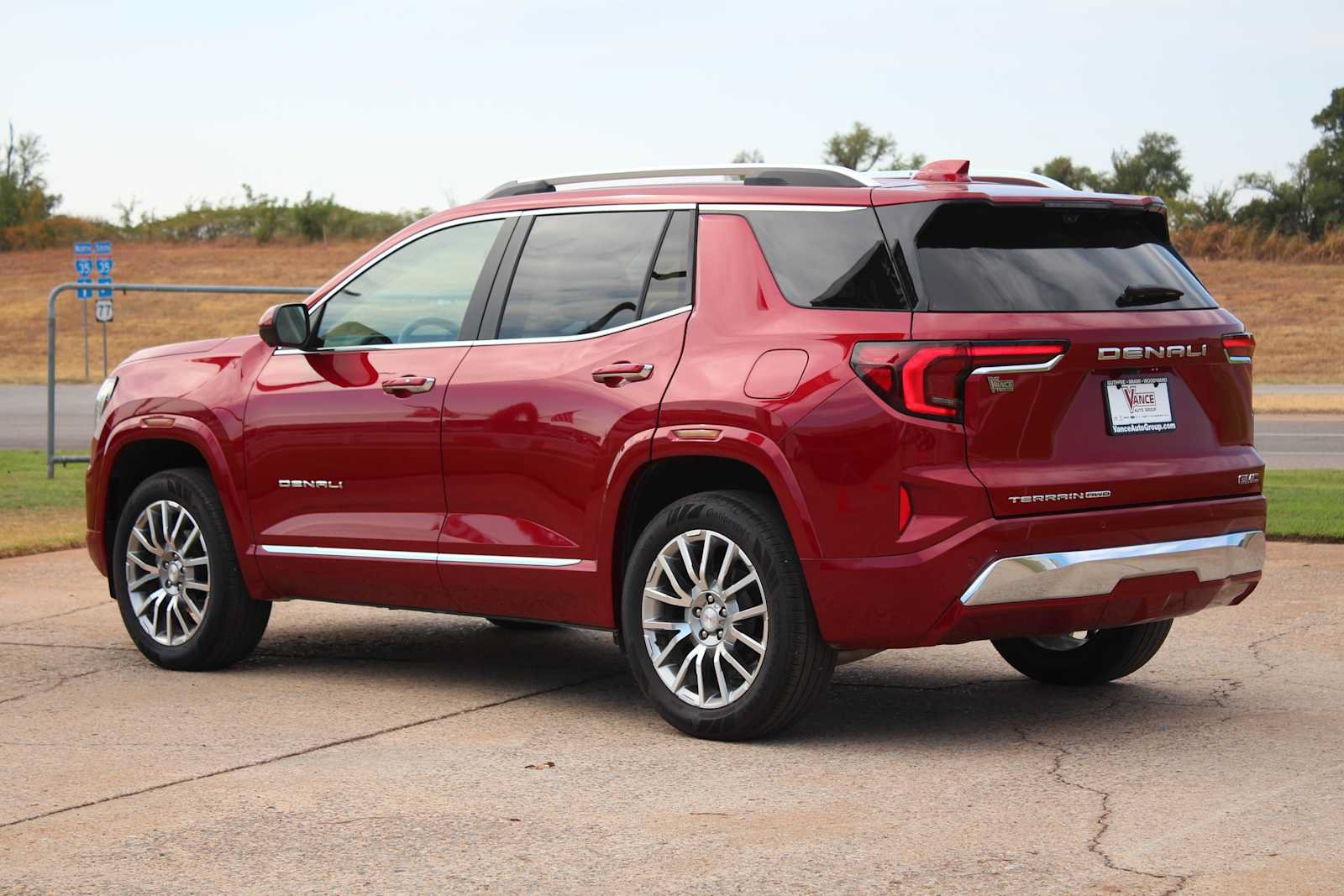 Used 2026 GMC Terrain Denali AWD/4WD image 8