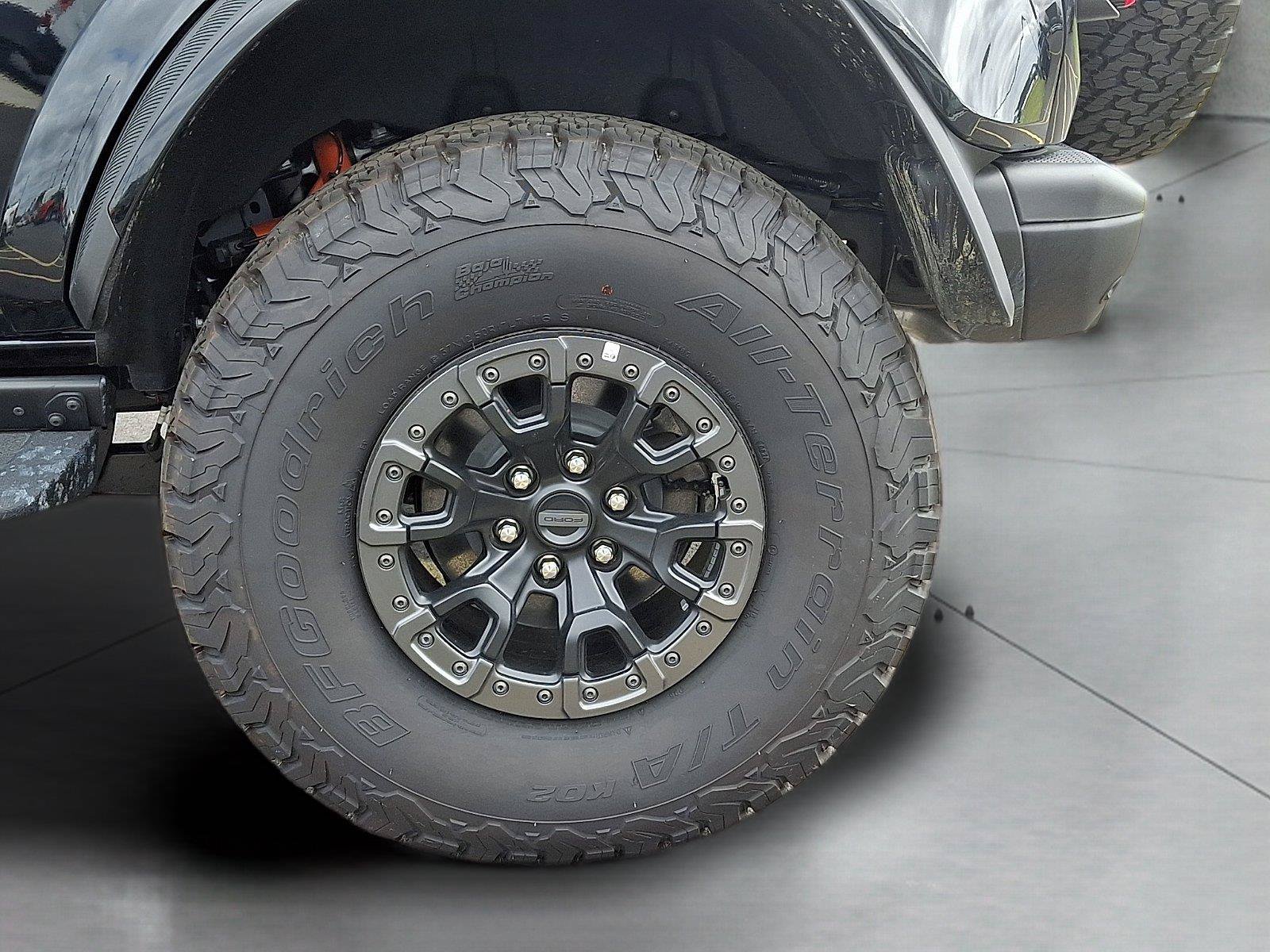 New 2026 Ford Bronco Raptor w/ Interior Carbon Fiber Pack AWD/4WD image 5