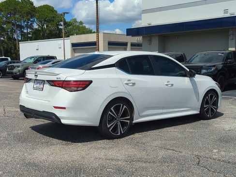 Used 2022 Nissan Sentra SR FWD image 4