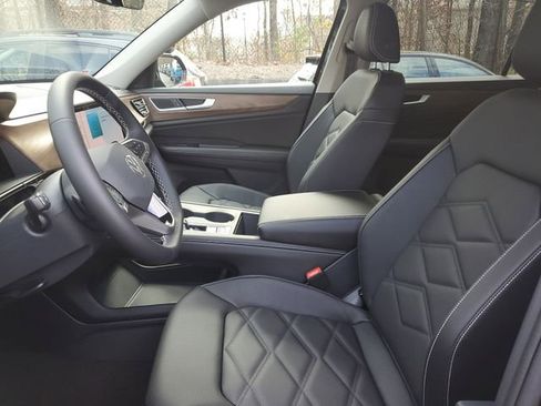 New 2026 Volkswagen Atlas SE image 17