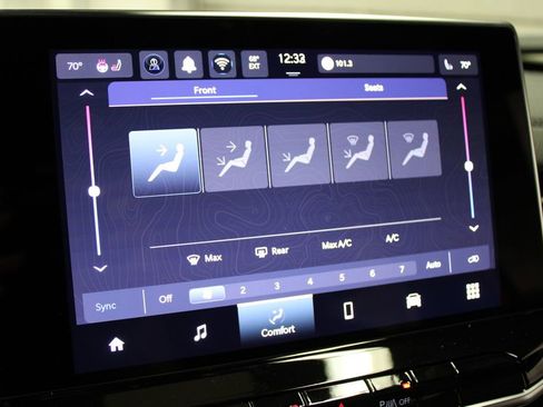 New 2026 Jeep Compass Limited image 15