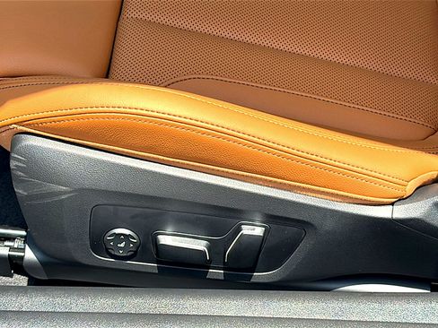 Used 2027 BMW 430i Convertible w/ M Sport Package RWD image 14