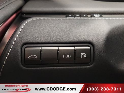 Used 2018 Lexus LC 500 Coupe w/ Sport Package RWD image 31
