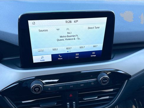 Used 2020 Ford Escape SE Sport image 30