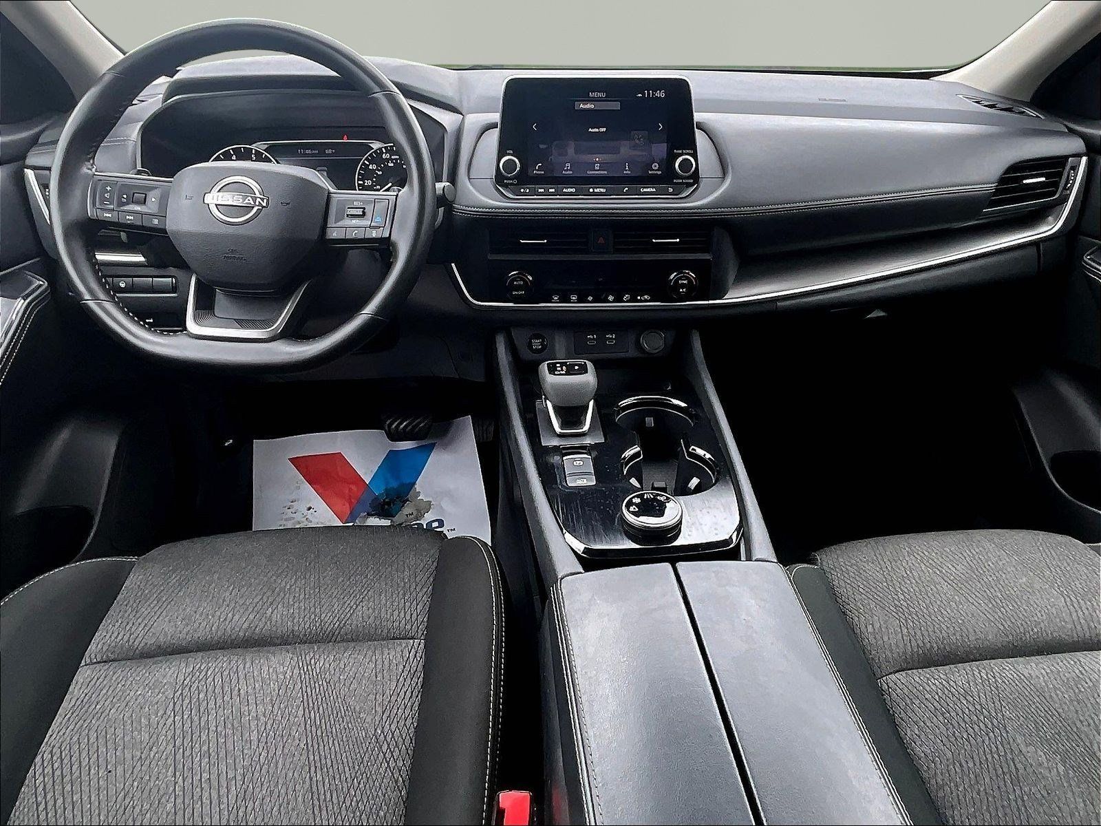 Used 2025 Nissan Rogue SV AWD/4WD image 14