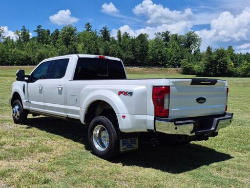 Used 2017 Ford F350 Lariat w/ Lariat Ultimate Package image 5