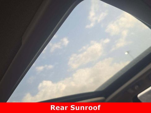 Used 2016 Toyota Sienna Limited Premium image 17