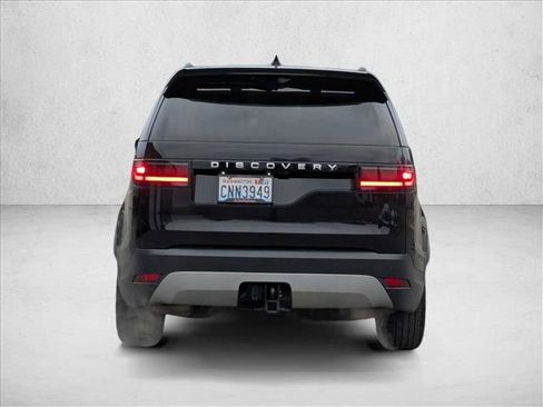 New 2024 Land Rover Discovery S AWD/4WD image 7