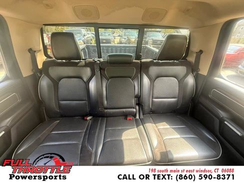 Used 2019 RAM 1500 Laramie AWD/4WD image 16